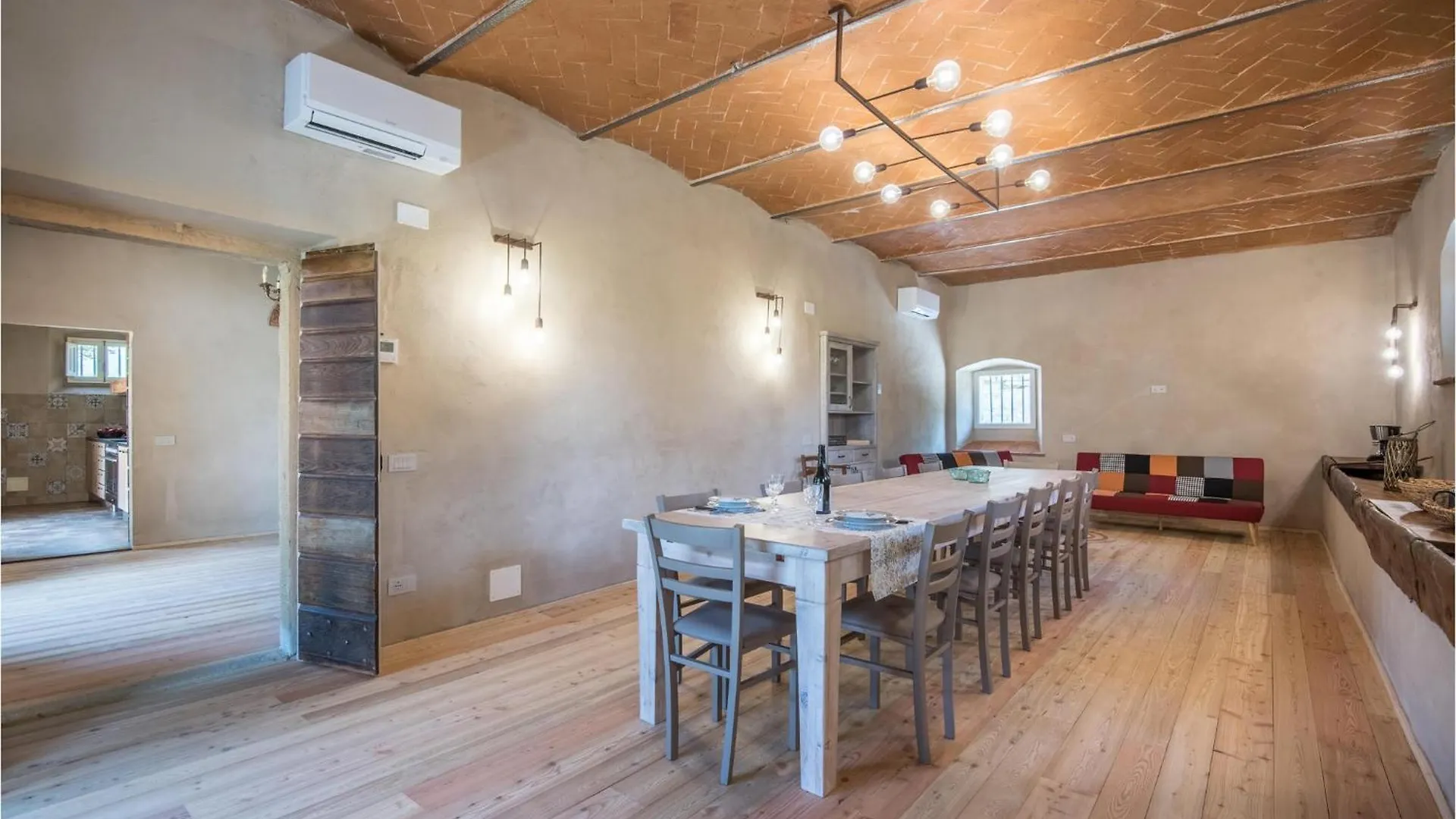 5 Bedroom Gorgeous Home In Arezzo Feriehus